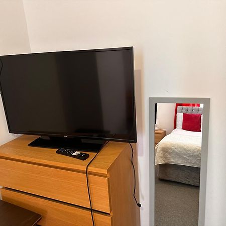 Private Room 6 Bristol Bagian luar foto