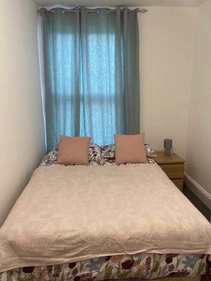 Private Room 6 Bristol Bagian luar foto