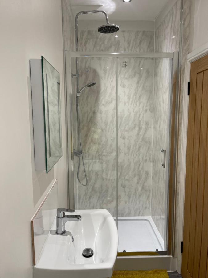 Private Room 6 Bristol Bagian luar foto
